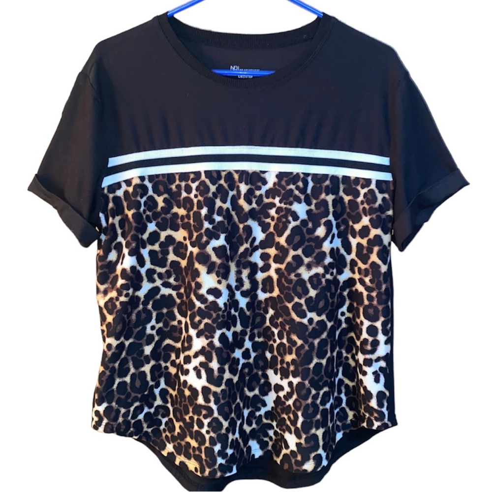 ‼️Animal Print T-shirt - Size Large (11-13)